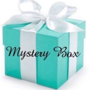 Mystery Starbritelounge Gift Box only $25 (Valued at $75+!)
